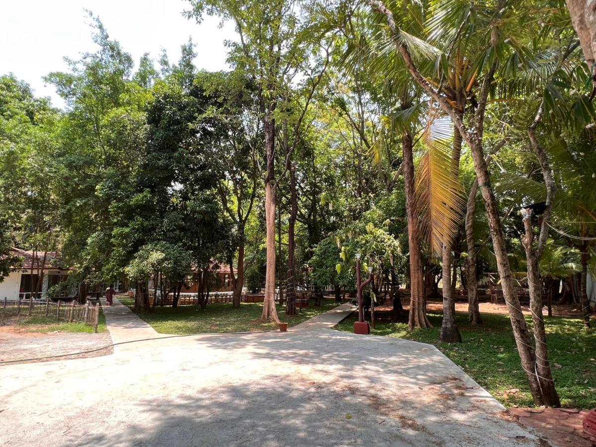 Surya Eco And Wedding Resort Thrissur Εξωτερικό φωτογραφία