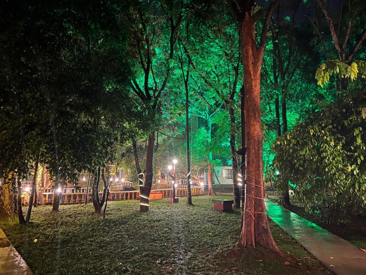 Surya Eco And Wedding Resort Thrissur Εξωτερικό φωτογραφία