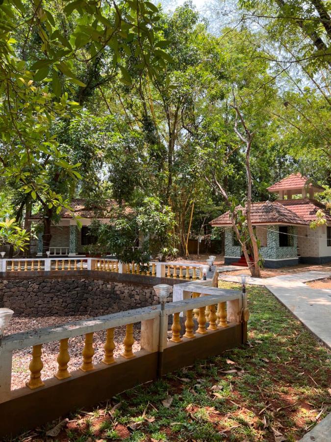 Surya Eco And Wedding Resort Thrissur Εξωτερικό φωτογραφία