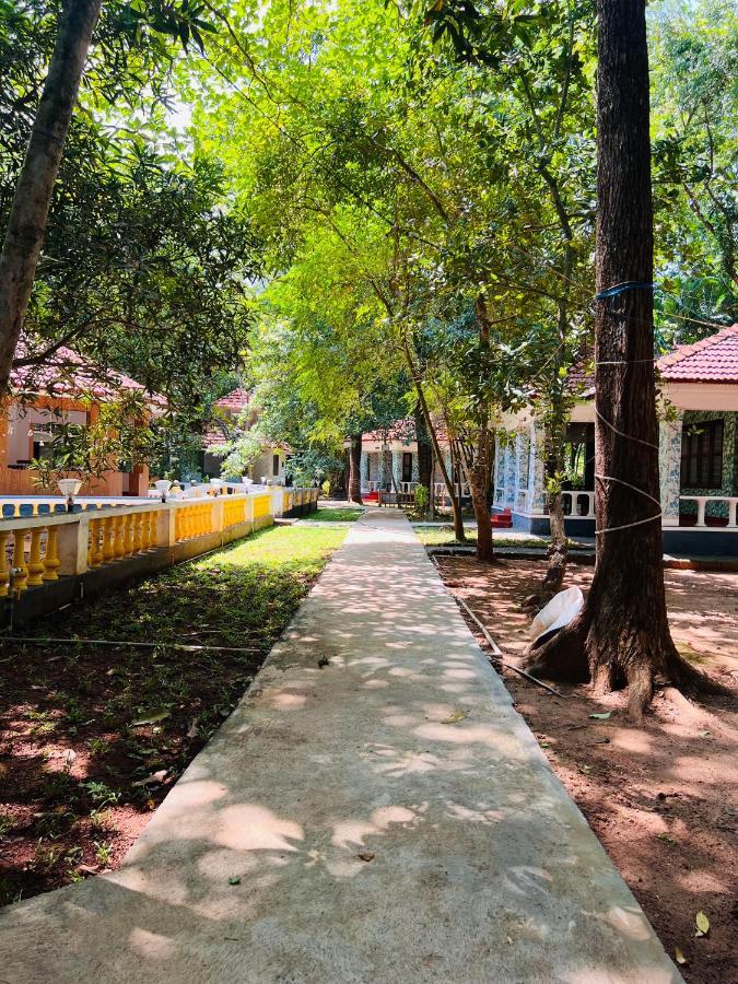 Surya Eco And Wedding Resort Thrissur Εξωτερικό φωτογραφία