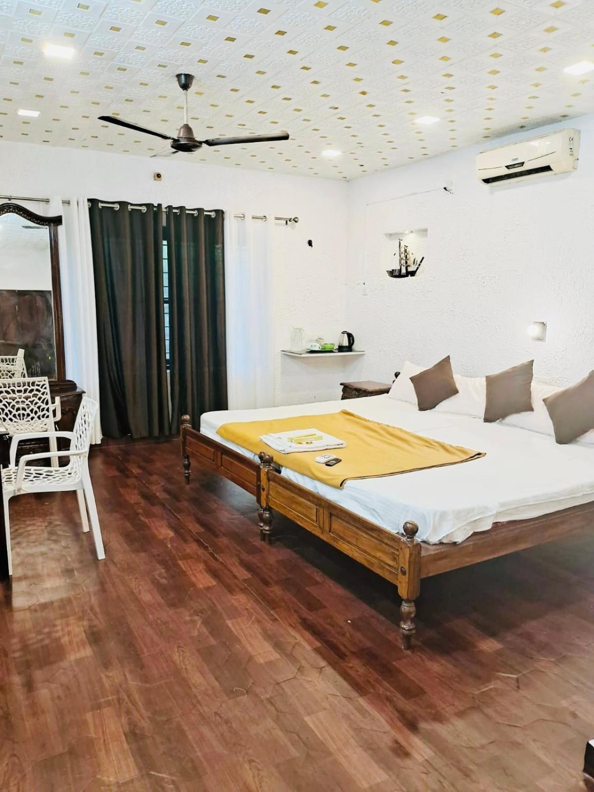 Surya Eco And Wedding Resort Thrissur Εξωτερικό φωτογραφία